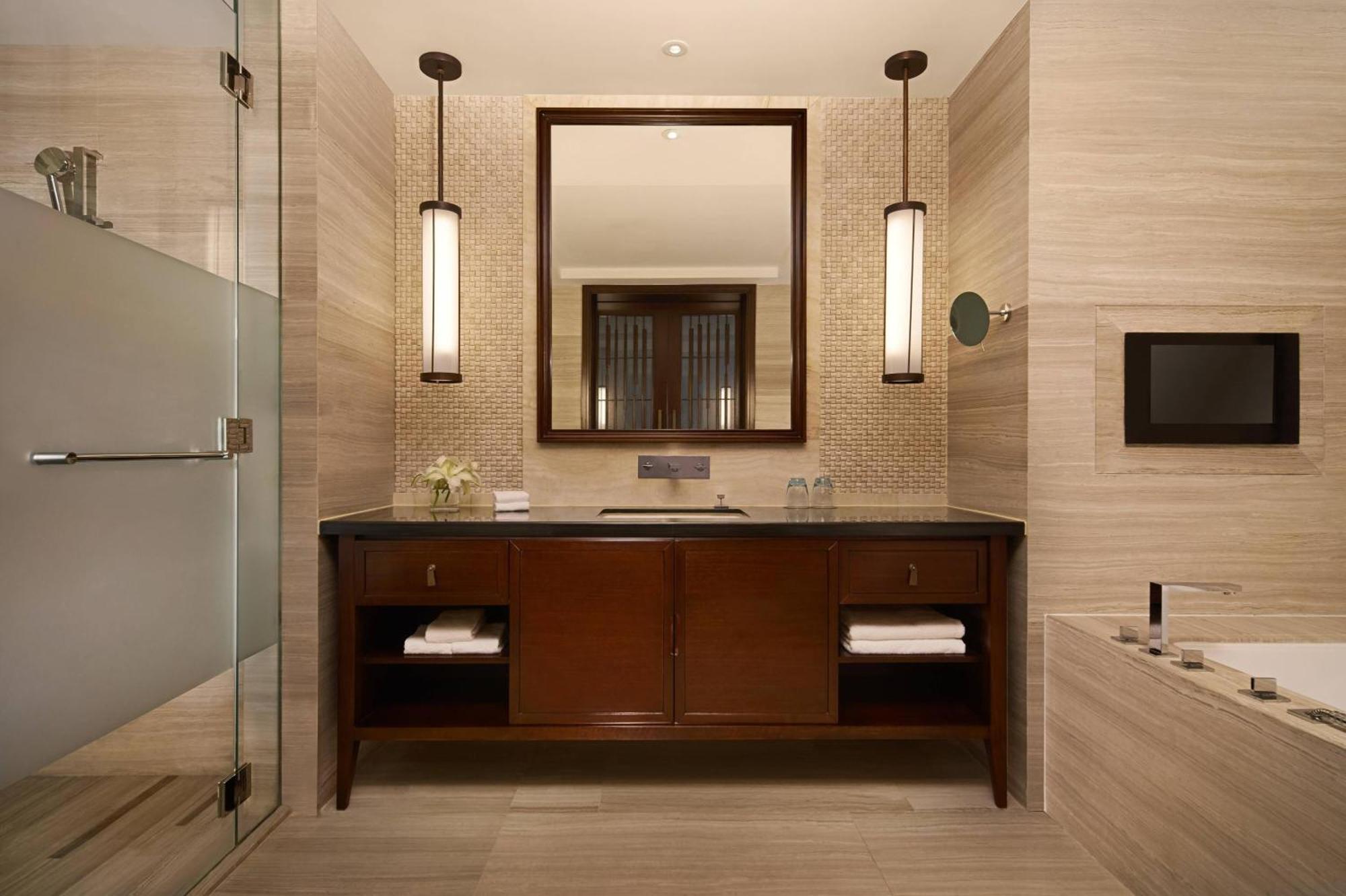 Sheraton Shenzhou Peninsula Resort Wanning Eksteriør billede